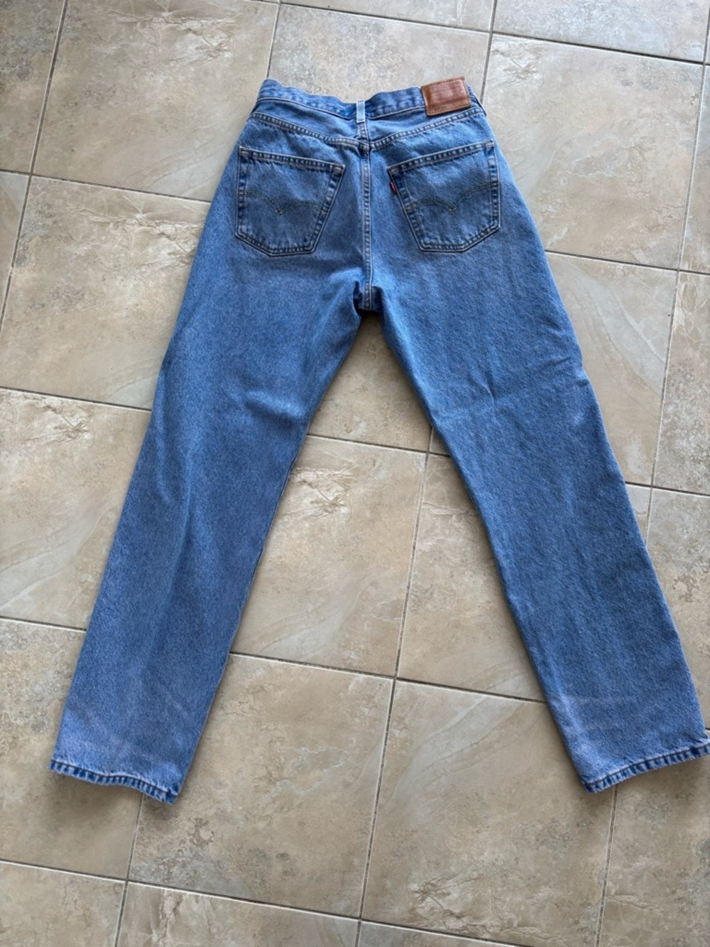Levi’s 501 ’90s Women’s Jeans W28 L32 Light Wash Straight Leg High Rise Casual - Picture 6 of 14